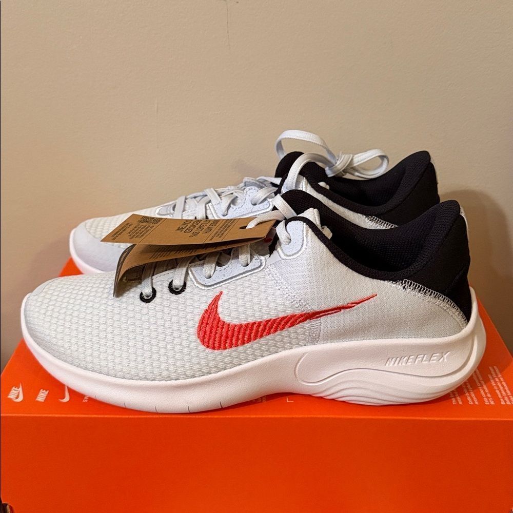 Nike Flex Experience Run 11 Football Grey DD9284-008 Men’s Size 14